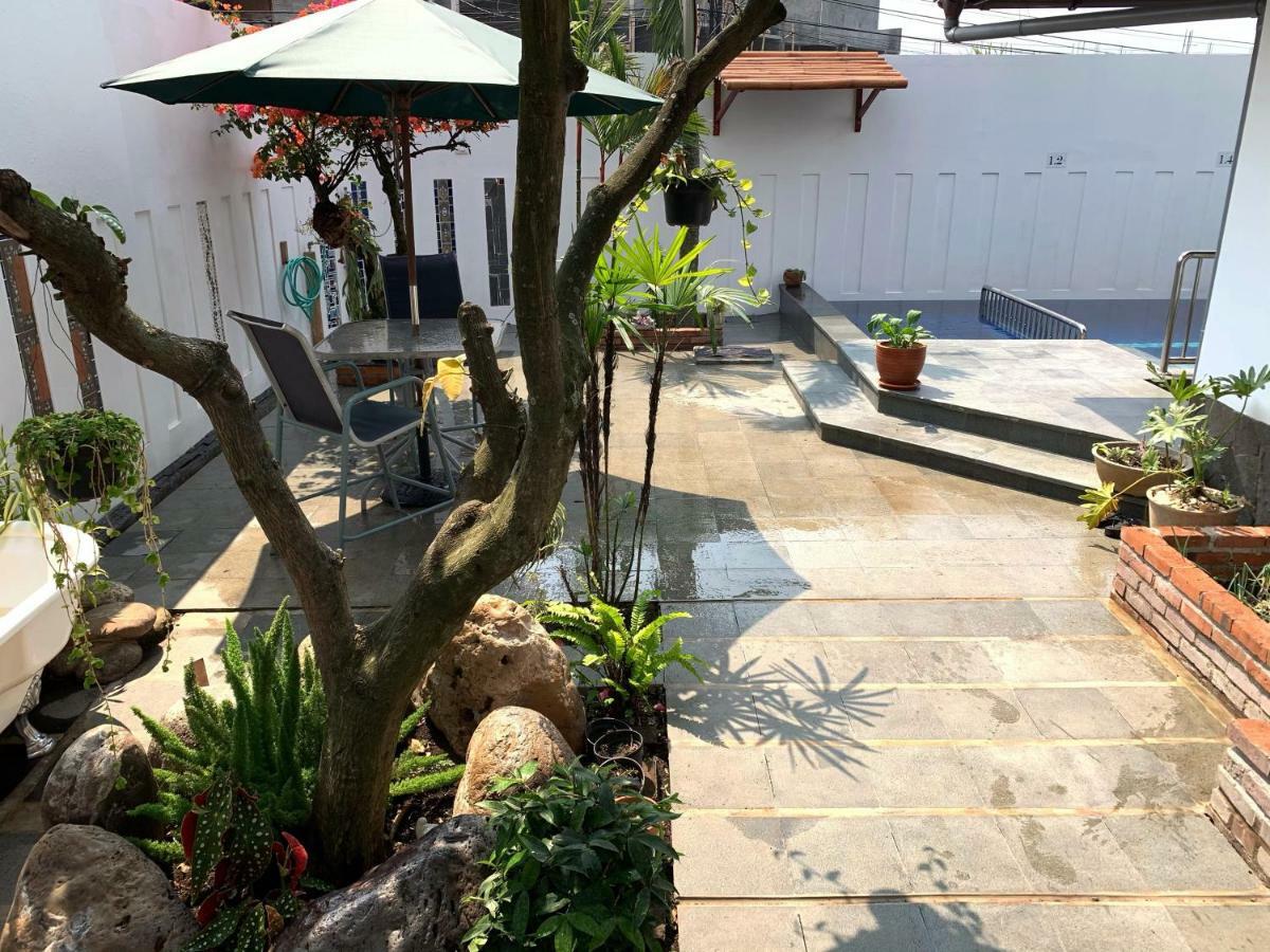 Villa Rumah Ibu Dago Bandung Eksteriør bilde