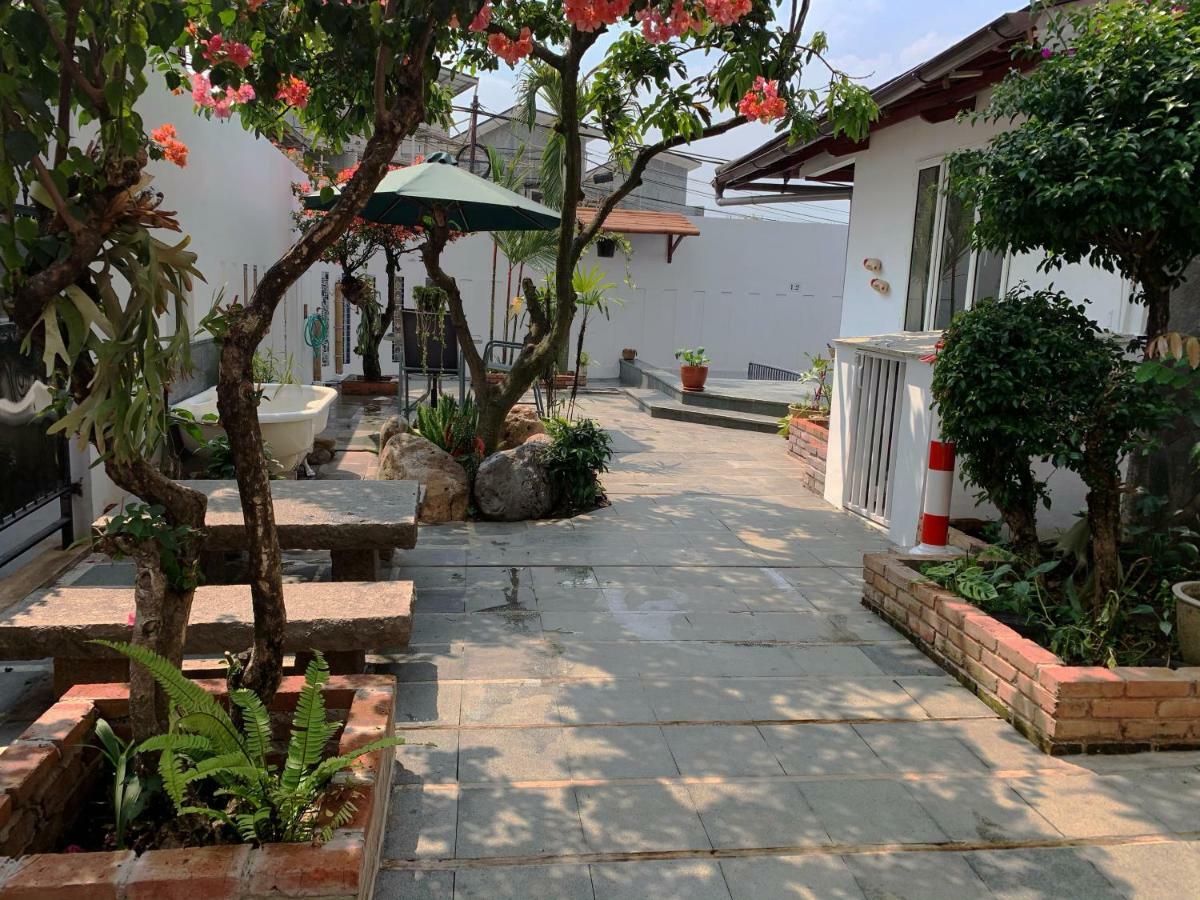 Villa Rumah Ibu Dago Bandung Eksteriør bilde