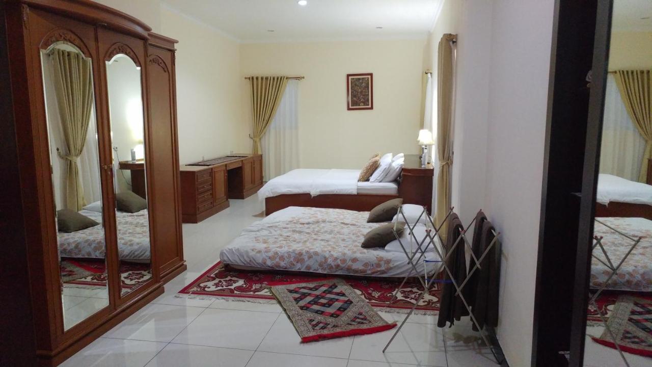 Villa Rumah Ibu Dago Bandung Eksteriør bilde
