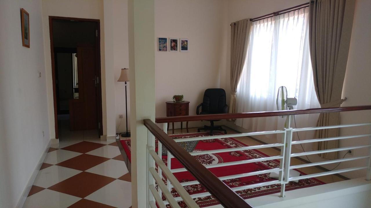 Villa Rumah Ibu Dago Bandung Eksteriør bilde